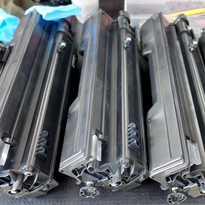 不具合のおきたカートリッジを回収